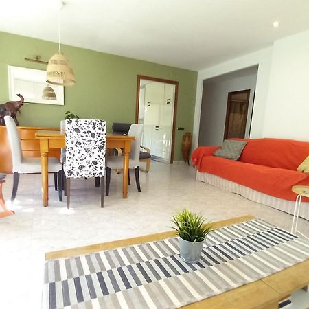 Bright Apartment Near The Beach And Barcelona By Train Масноу Экстерьер фото