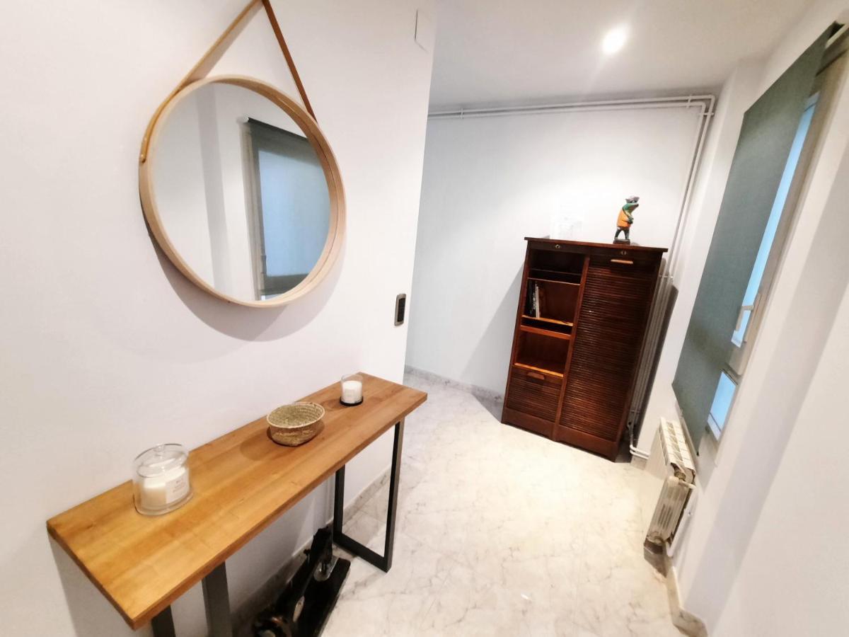 Bright Apartment Near The Beach And Barcelona By Train Масноу Экстерьер фото