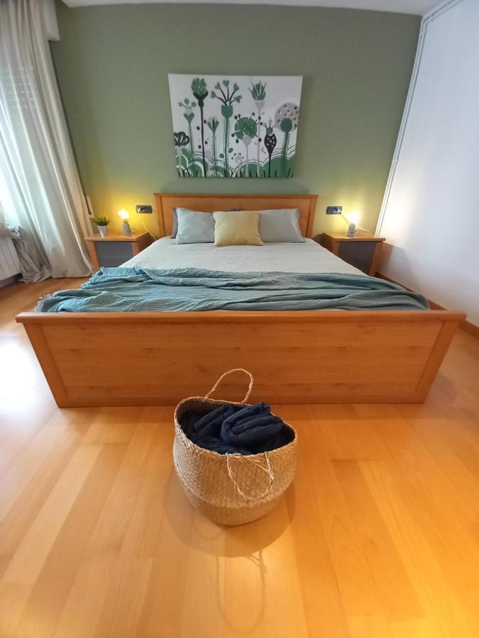 Bright Apartment Near The Beach And Barcelona By Train Масноу Экстерьер фото